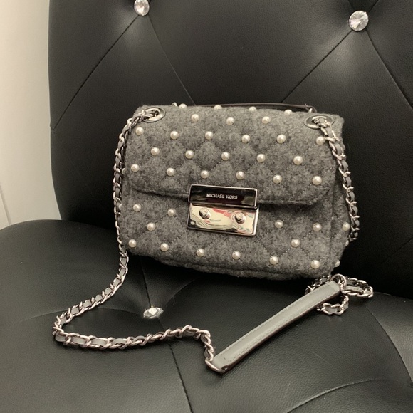 Michael Kors Sloan Quilted Purse - Picture 1 of 11